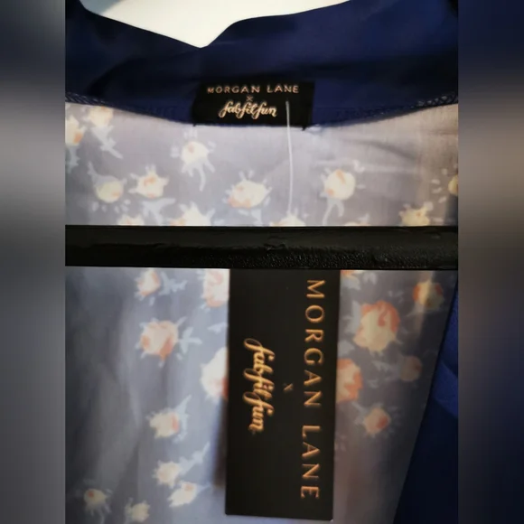 NWT Morgan Lane Robe - Picture 5 of 6